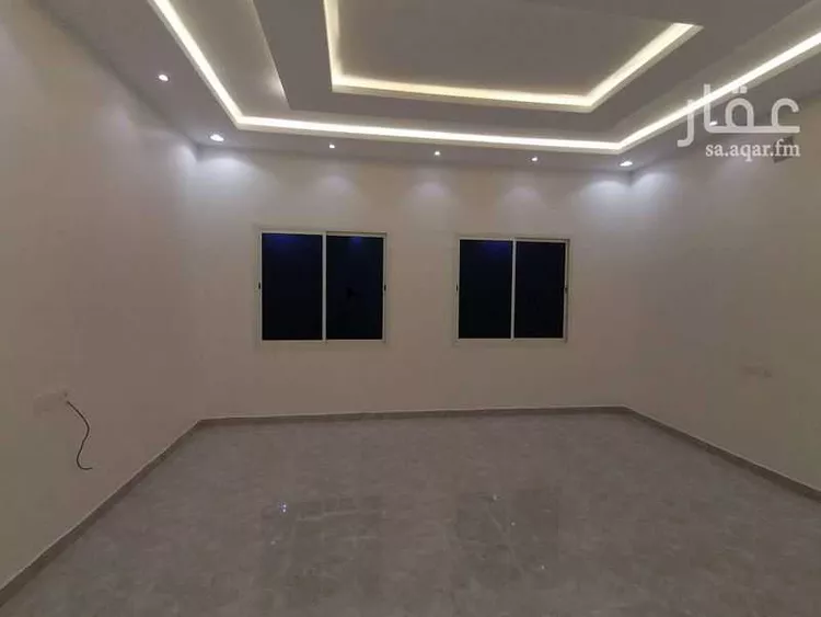 Floor for Sale in Al Muzahimiyah Tuwaiq 8