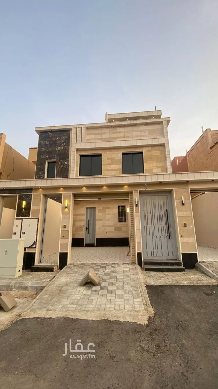 دور للبيع في شارع خالد بن سلمة القرشي, حي طويق, مدينة الرياض, منطقة الرياض