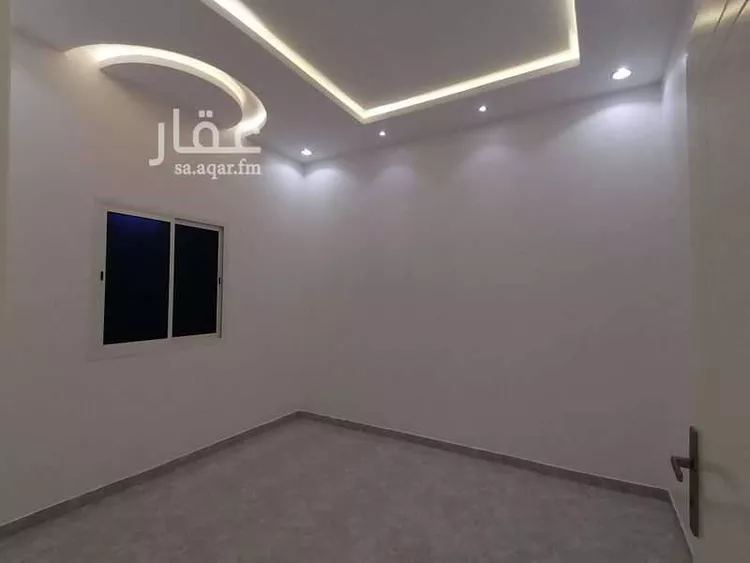 Floor for Sale in Al Muzahimiyah Tuwaiq 12