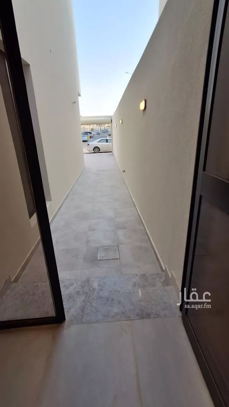 دور للبيع في شارع عثمان الحقيل, حي عكاظ, مدينة الرياض, منطقة الرياض صورة 5