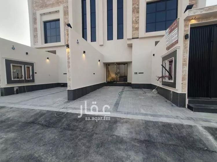 Floor for Sale in Al Muzahimiyah Tuwaiq 15