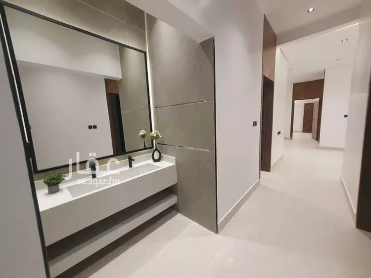 Floor for Sale in Al Muzahimiyah Tuwaiq 19