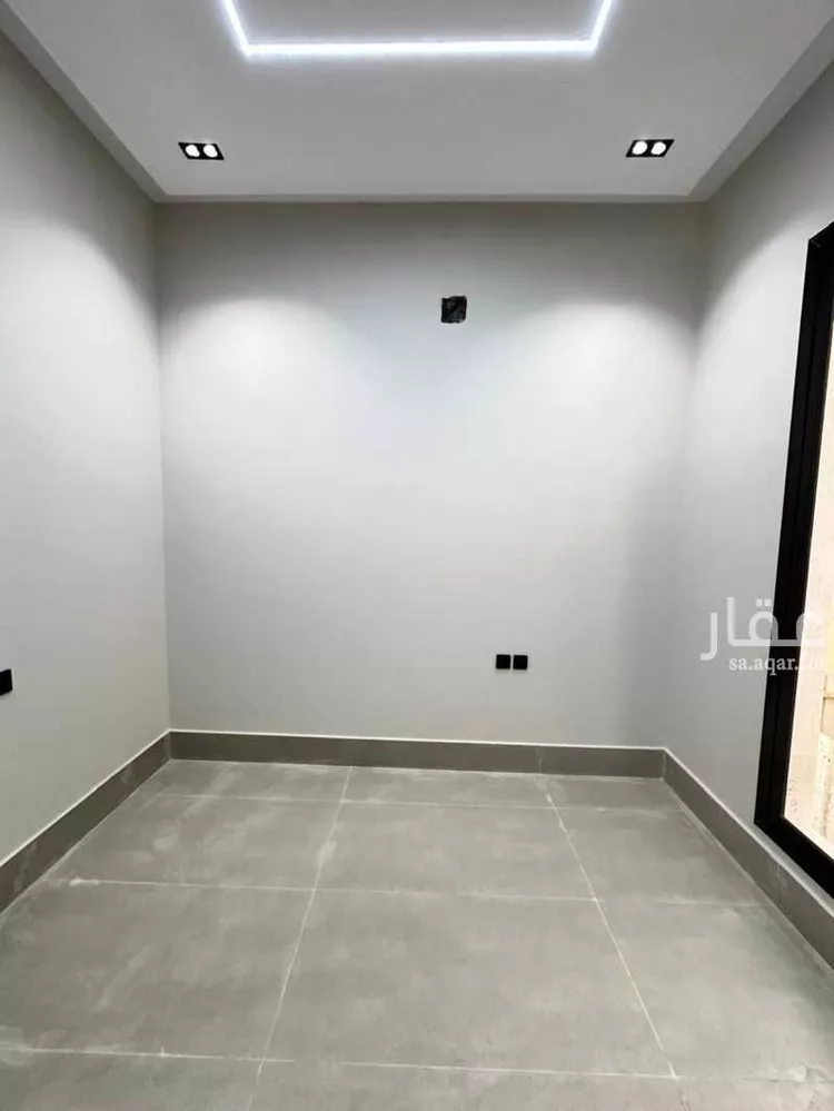 فيلا للبيع في شارع مودود أرسلان, حي العريجاء الغربي, مدينة الرياض, منطقة الرياض صورة 3