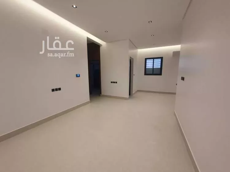 Floor for Sale in Al Muzahimiyah Tuwaiq 14