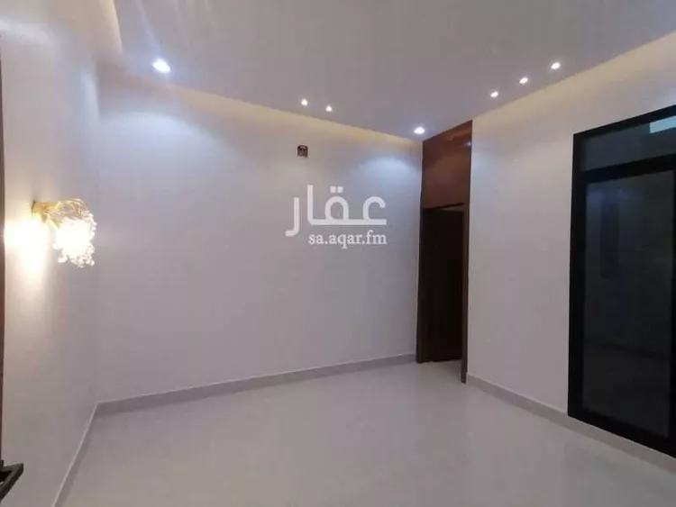 Floor for Sale in Al Muzahimiyah Tuwaiq 9