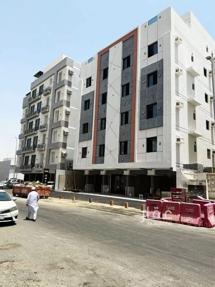 عمارة للبيع في شارع عبدالله بن الربيع, حي البوادي, مدينة جدة, منطقة مكة المكرمة صورة 2