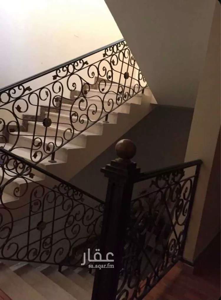 فيلا للبيع في شارع عبدالملك بن سراج, حي اليرموك, مدينة الخبر, المنطقة الشرقية