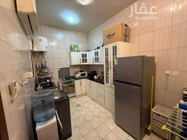 شقة للإيجار في شارع الحارث بن الحباب ، حي الضباط ، الرياض ، منطقة الرياض صورة 2