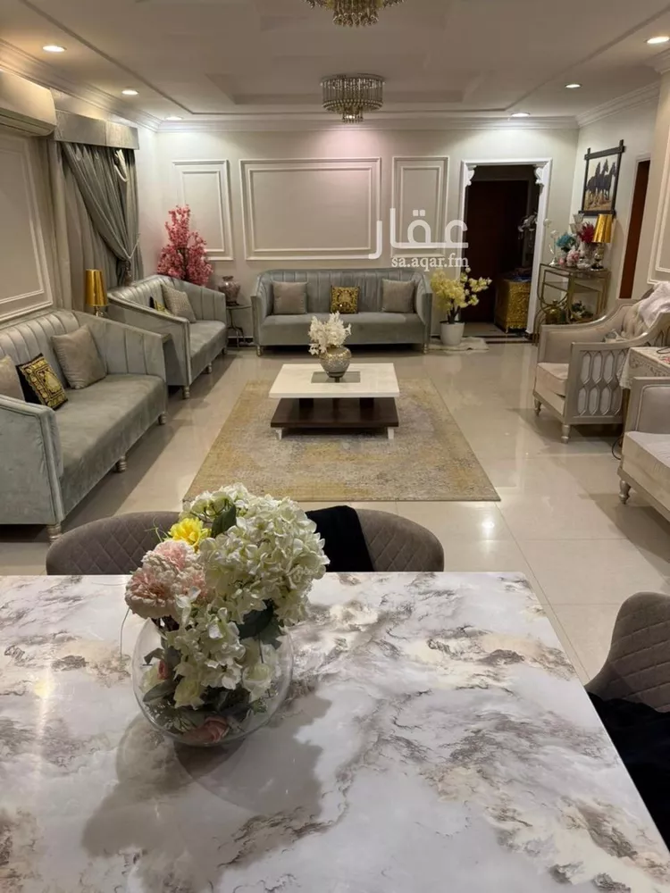 فيلا للبيع في شارع عمر بن سعيد, حي طويق, مدينة الرياض, منطقة الرياض صورة 5