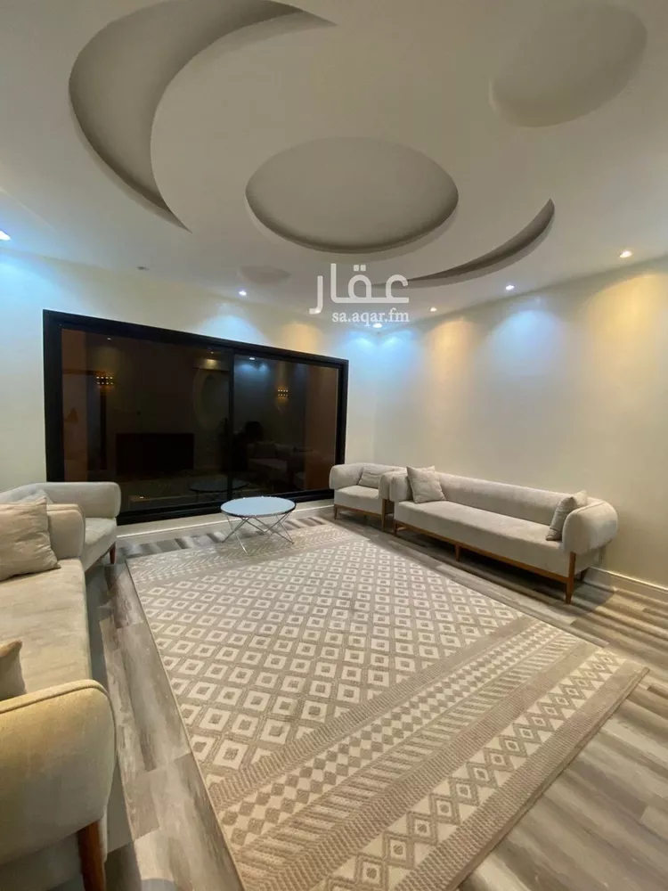 فيلا للإيجار في شارع عبيدالله بن سهيل الأنصاري, حي العوالي, مدينة الرياض, منطقة الرياض صورة 3