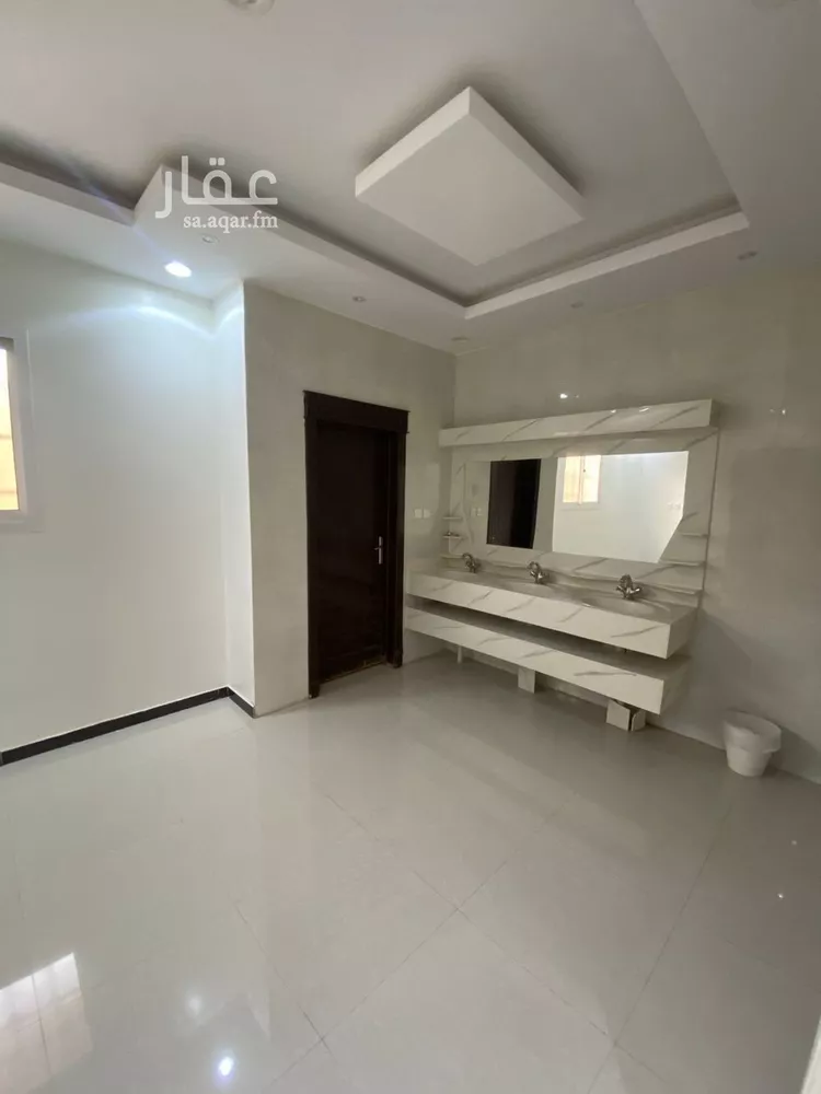 فيلا للإيجار في شارع عمر بن الحارث, حي طويق, مدينة الرياض, منطقة الرياض