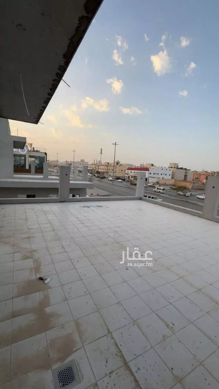Complex for rent in Riyadh Dhahrat Laban صورة 3