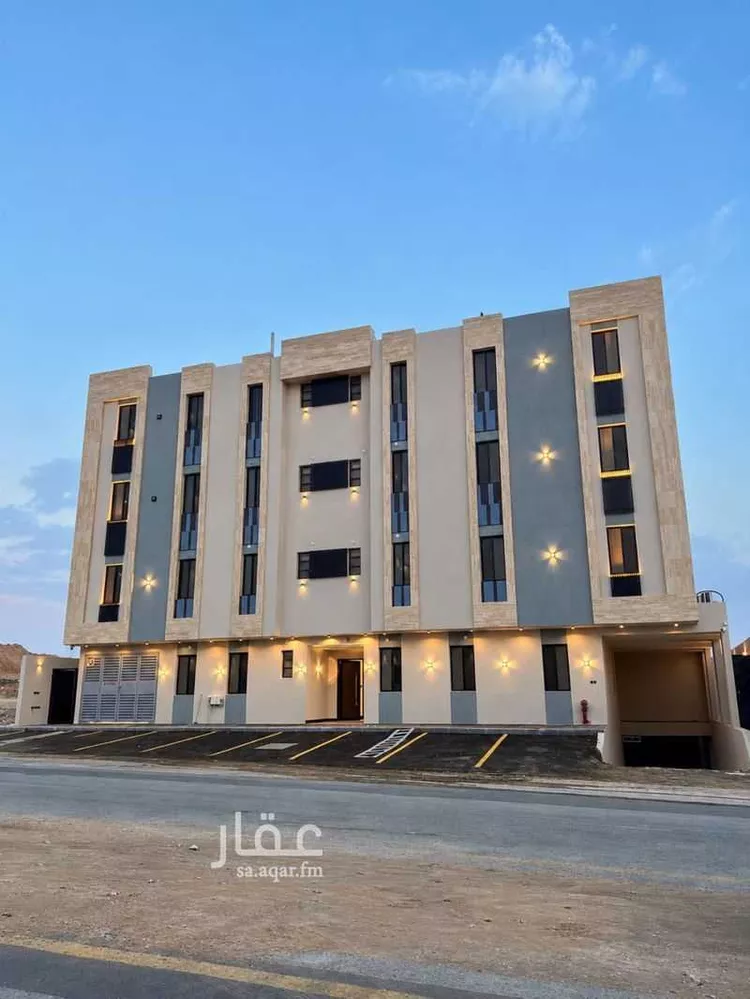 Building for Sale in Riyadh Al Janadriyah