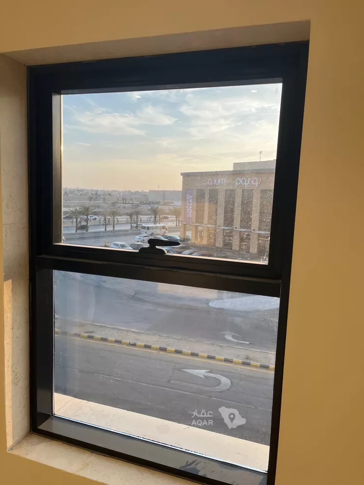 شقة للبيع في شارع حمد بن إبراهيم آل داوود, حي السويدي الغربي, مدينة الرياض, منطقة الرياض 4