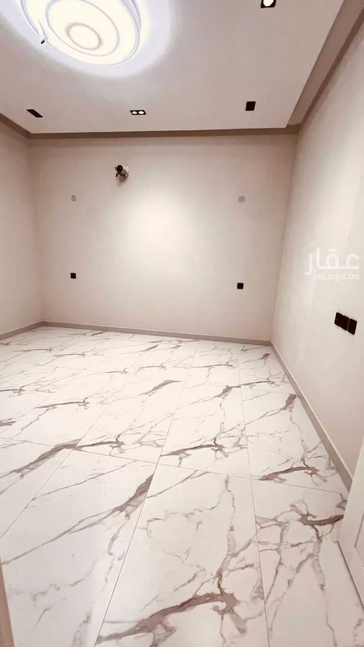 فيلا للبيع في شارع 114, حي الشعلة, مدينة الدمام, المنطقة الشرقية صورة 2