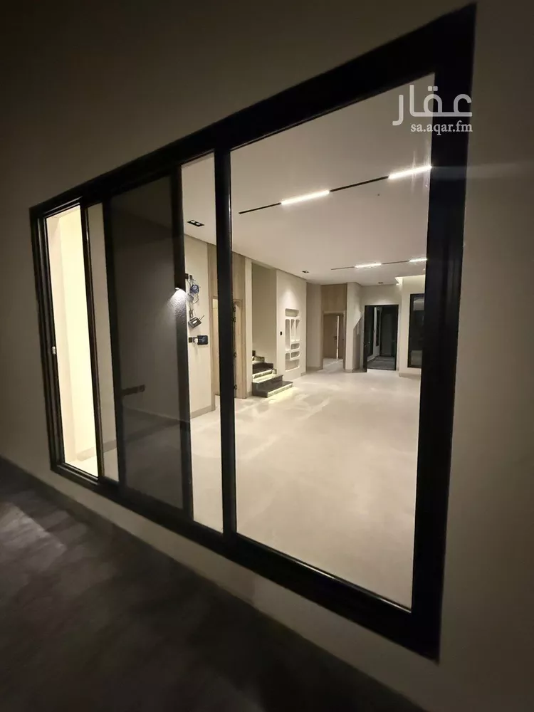 فيلا للبيع في شارع المرفأ, حي الشعلة, مدينة الدمام, المنطقة الشرقية صورة 4