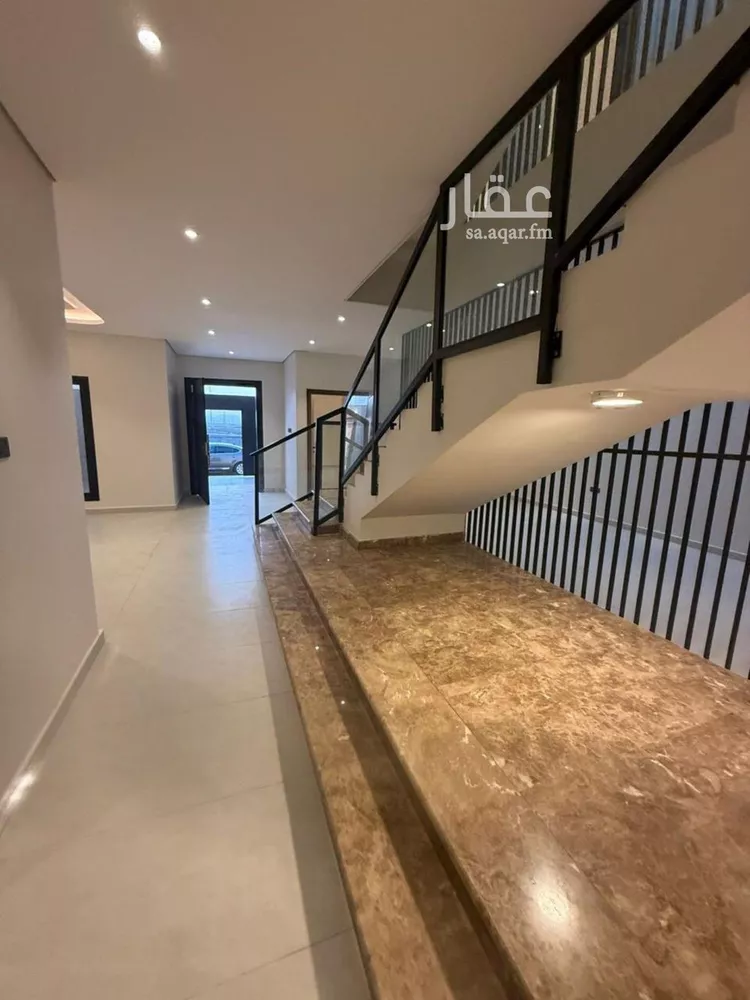 فيلا للبيع في شارع زين الدين ابو الفتح, حي نبلاء, مدينة المدينة المنورة, منطقة المدينة المنورة صورة 2