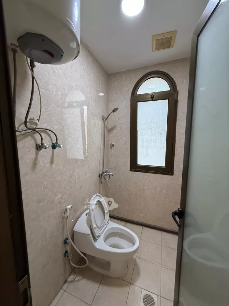 Floor for Rent in Dammam Ash Shulah 2