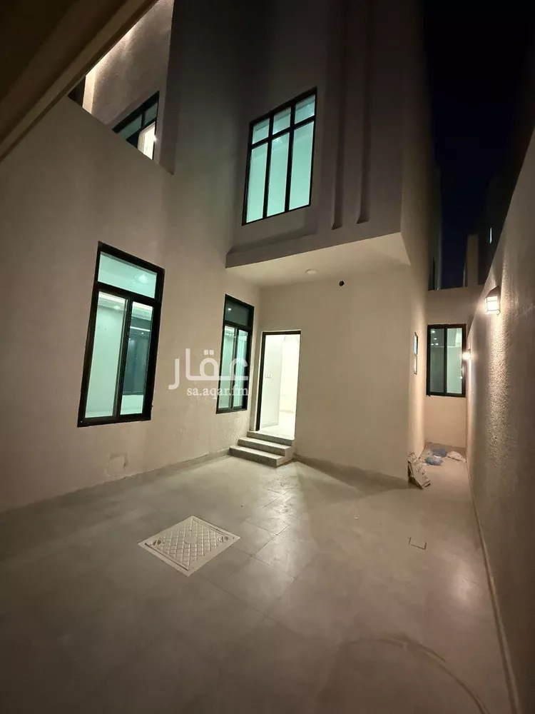 فيلا للبيع في شارع الهمام العبدي, حي العروبة, مدينة الدمام, المنطقة الشرقية صورة 3