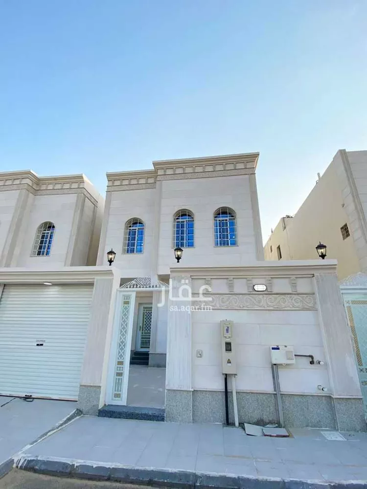 فيلا للبيع في شارع زهير بن جدعان, حي ضاحية الملك فهد, مدينة الدمام, المنطقة الشرقية