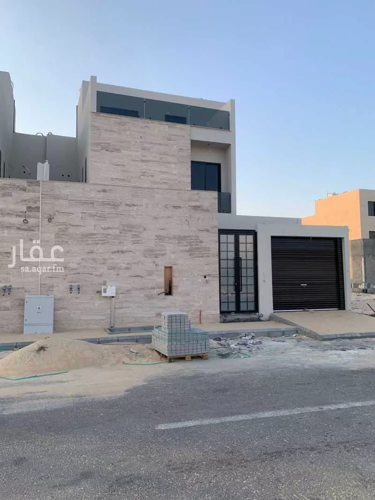 فيلا للبيع في شارع المرفأ, حي الشعلة, مدينة الدمام, المنطقة الشرقية صورة 3