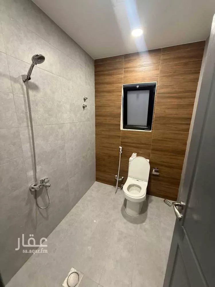 عمارة للإيجار في شارع زهير بن قـيس, حي طيبة, مدينة الدمام, المنطقة الشرقية صورة 2