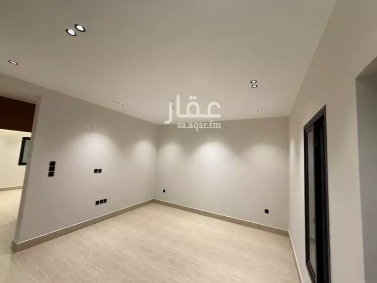فيلا للبيع في شارع الخلود, حي الشعلة, مدينة الدمام, المنطقة الشرقية صورة 2