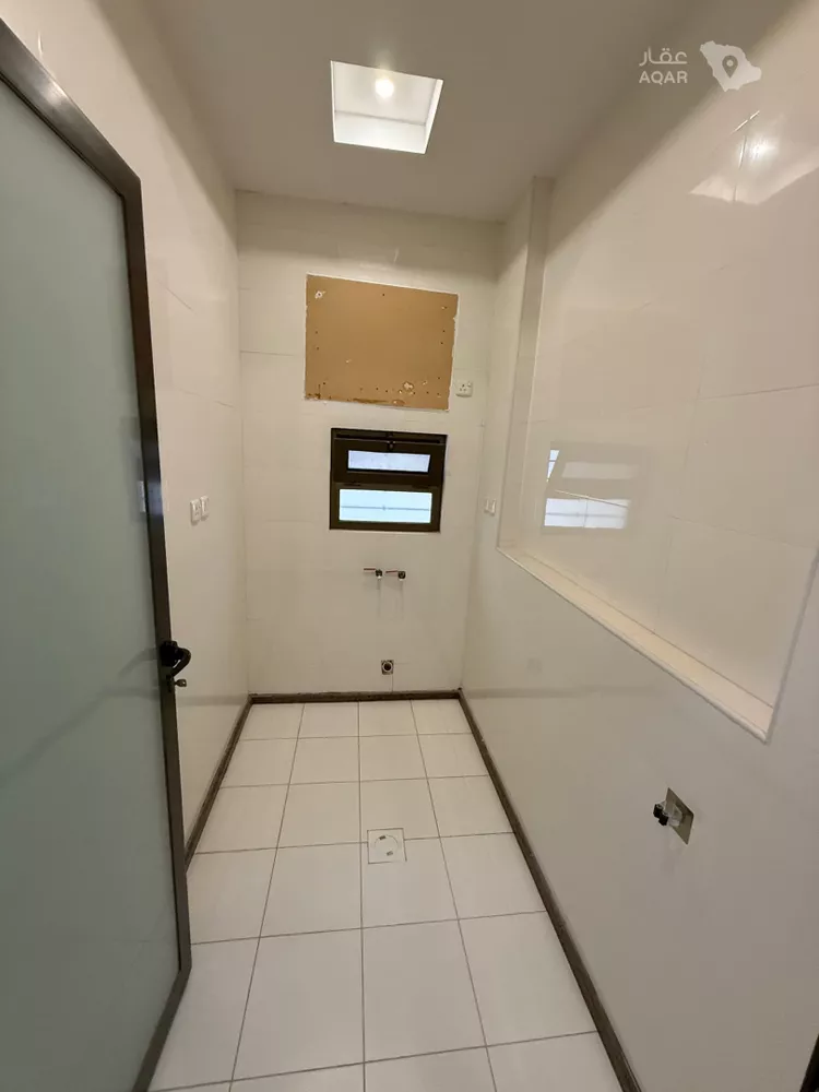 Floor for Rent in Dammam Ash Shulah 12