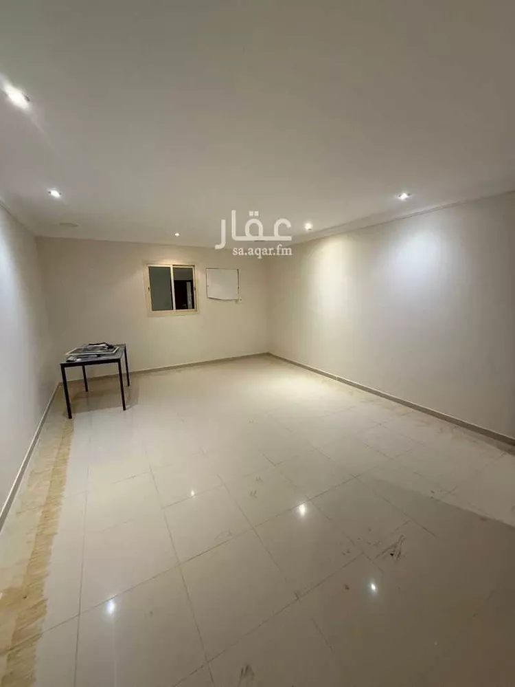 شقة للإيجار في شارع دبسان, حي هجر, مدينة الدمام, المنطقة الشرقية صورة 2