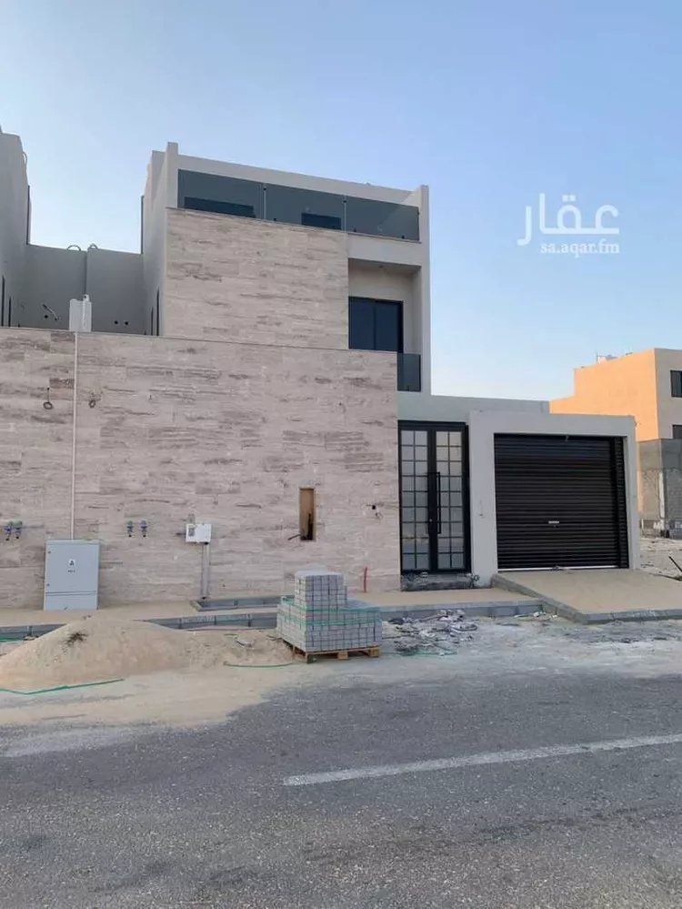 فيلا للبيع في شارع المرفأ, حي الشعلة, مدينة الدمام, المنطقة الشرقية صورة 2