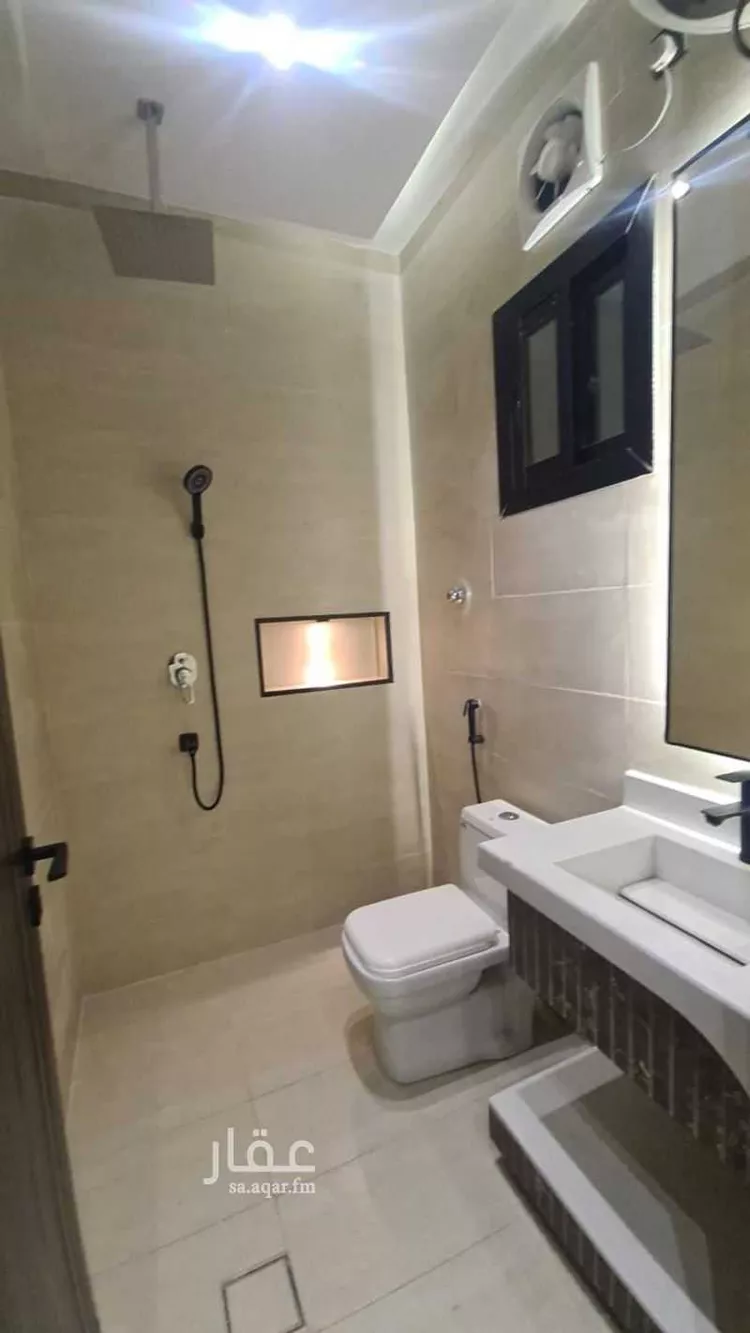 شقة للبيع في شارع عمران ابن الفضل, حي الحلقة الشرقية, مدينة الطائف, منطقة مكة المكرمة صورة 3
