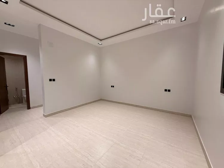 Floor for Sale in Riyadh Ad Dar Al Baida 9
