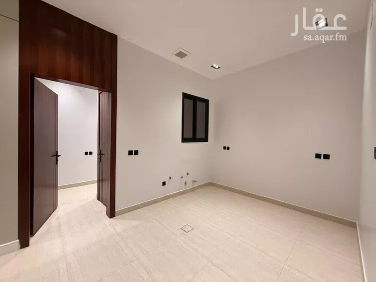 Floor for Sale in Riyadh Ad Dar Al Baida 11