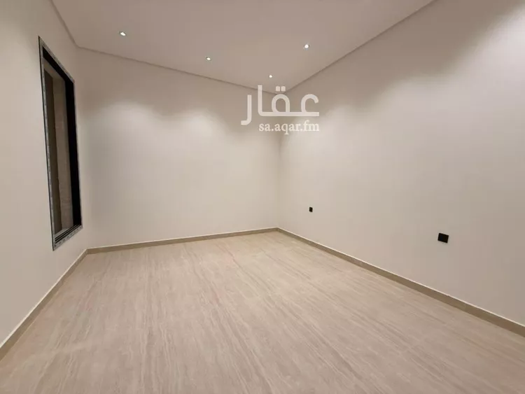 دور للبيع في شارع احمد بن رسلان, حي بدر, مدينة الرياض, منطقة الرياض صورة 3