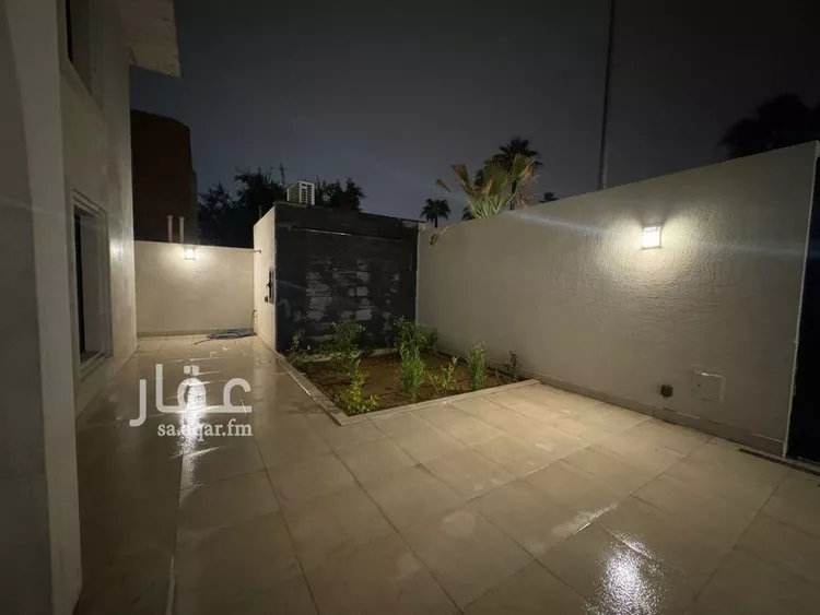 فيلا للإيجار في شارع شمس الدين الصالحي, حي المعذر الشمالي, مدينة الرياض, منطقة الرياض صورة 3