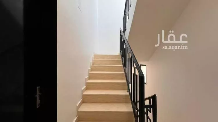 فيلا للبيع في شارع جبل المدار, حي القادسية, مدينة الرياض, منطقة الرياض 27