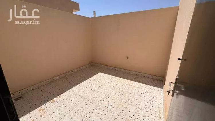 فيلا للبيع في شارع جبل المدار, حي القادسية, مدينة الرياض, منطقة الرياض 30