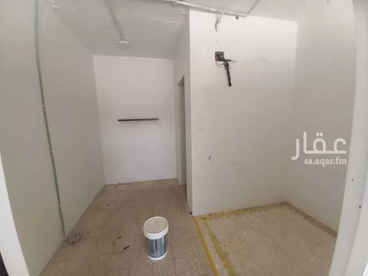 Shop for Rent in Riyadh Al Arid صورة 3