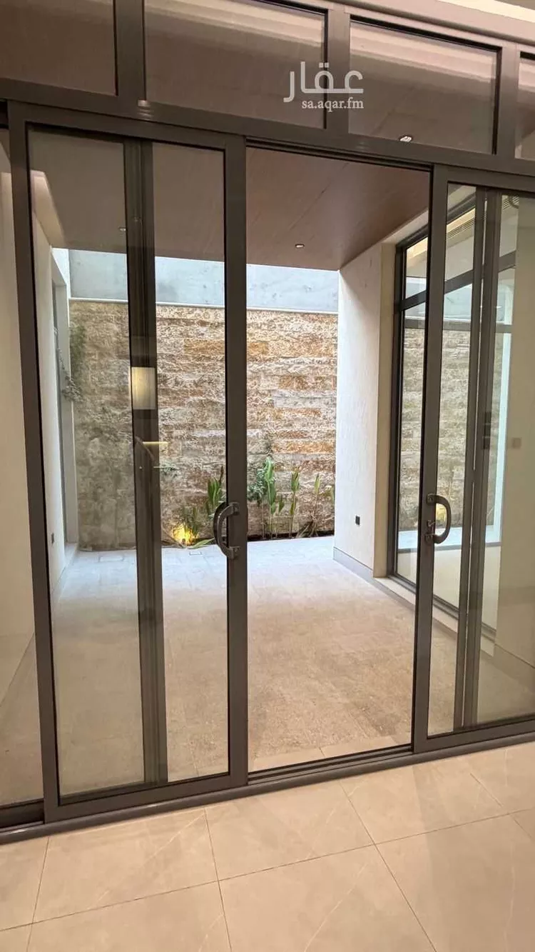 Floor for Sale in Riyadh Al Arid 13