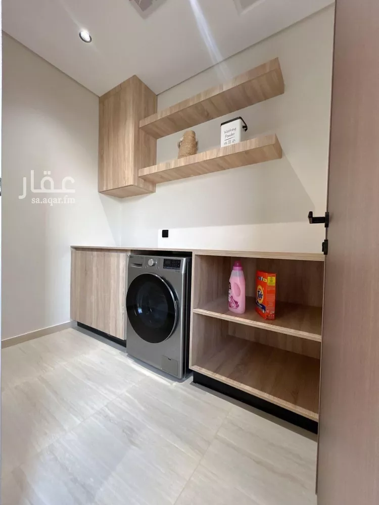 فيلا للبيع في شارع عبدالعزيز ابن صهيب, حي الدويخلة, مدينة المدينه المنوره, منطقة المدينة المنورة صورة 5
