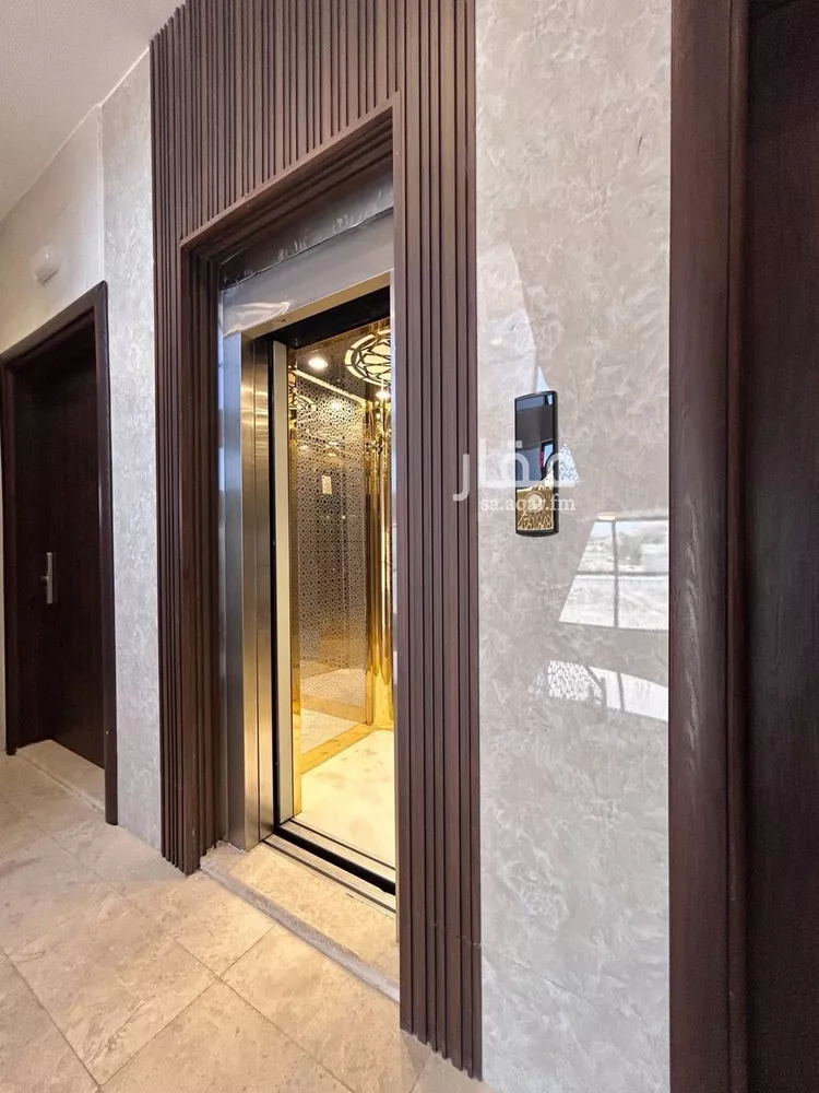 Apartment for Sale in Medina King Fahd صورة 2