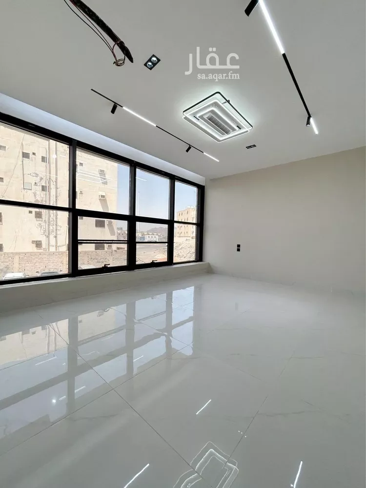 شقة للبيع في شارع عبداللَه ابن عبدالرحمن النوفلي, حي الظاهرة, مدينة المدينة المنورة, منطقة المدينة المنورة 8