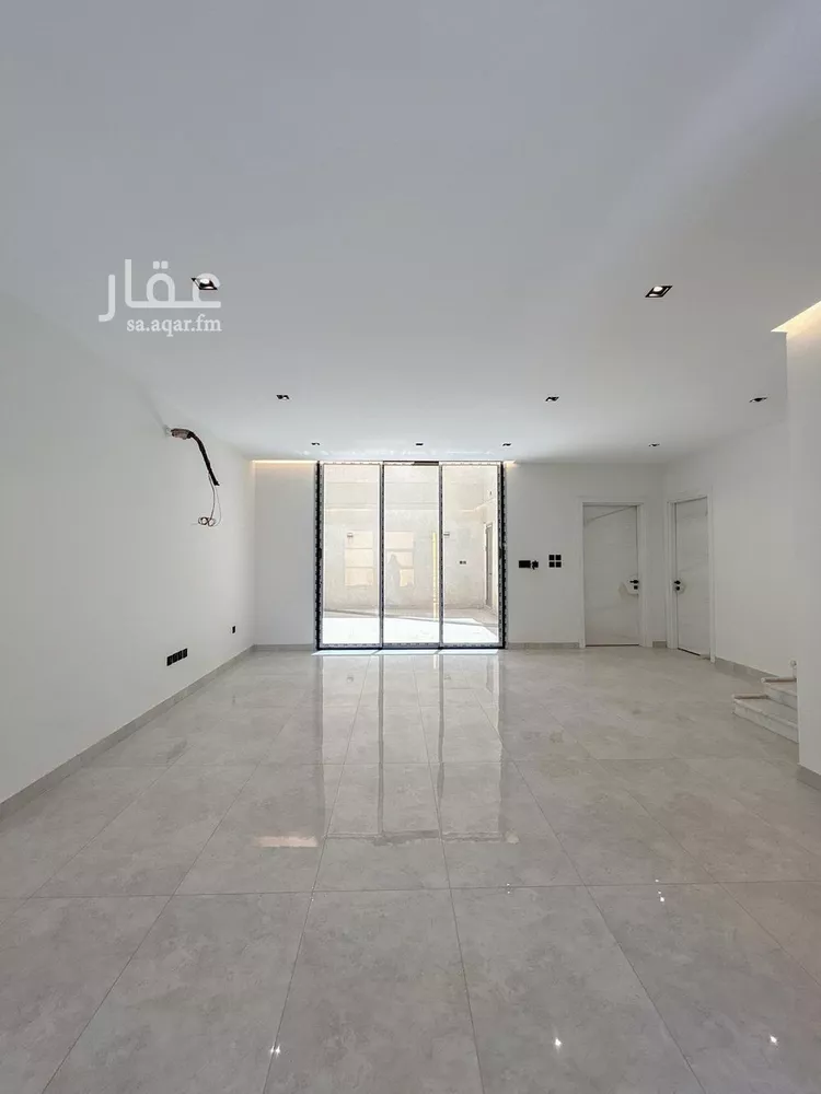 فيلا للبيع في شارع حميد ابن نافع, حي الاناهي, مدينة المدينه المنوره, منطقة المدينة المنورة صورة 2
