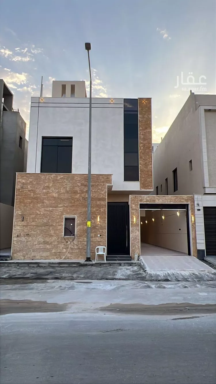 فيلا للبيع في شارع محمد بن أحمد الفاسي, حي الرمال, مدينة الرياض, منطقة الرياض