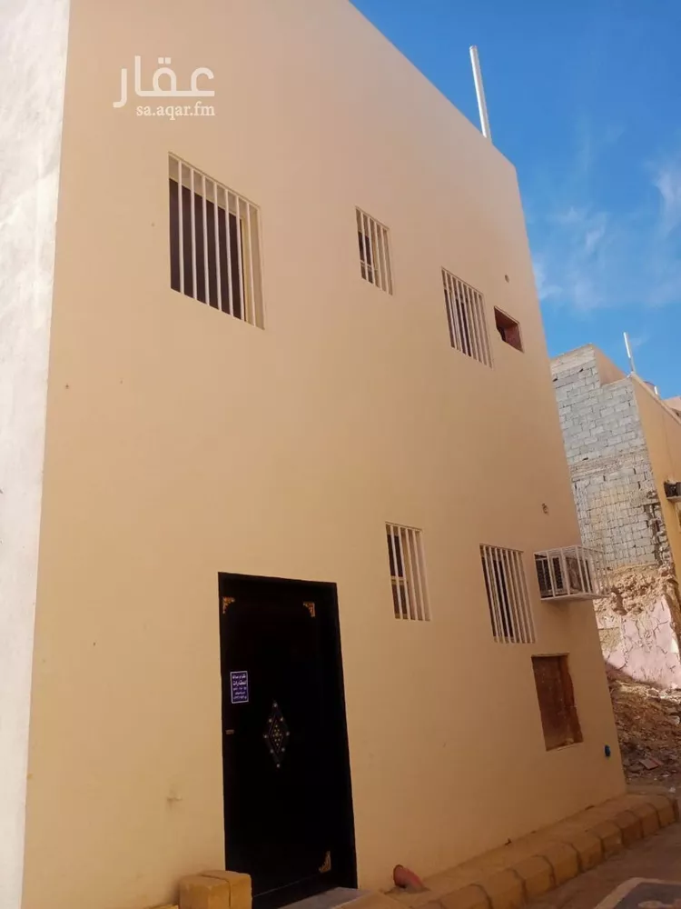 عمارة للبيع في شارع ممر171, حي الشميسي, مدينة الرياض, منطقة الرياض صورة 2