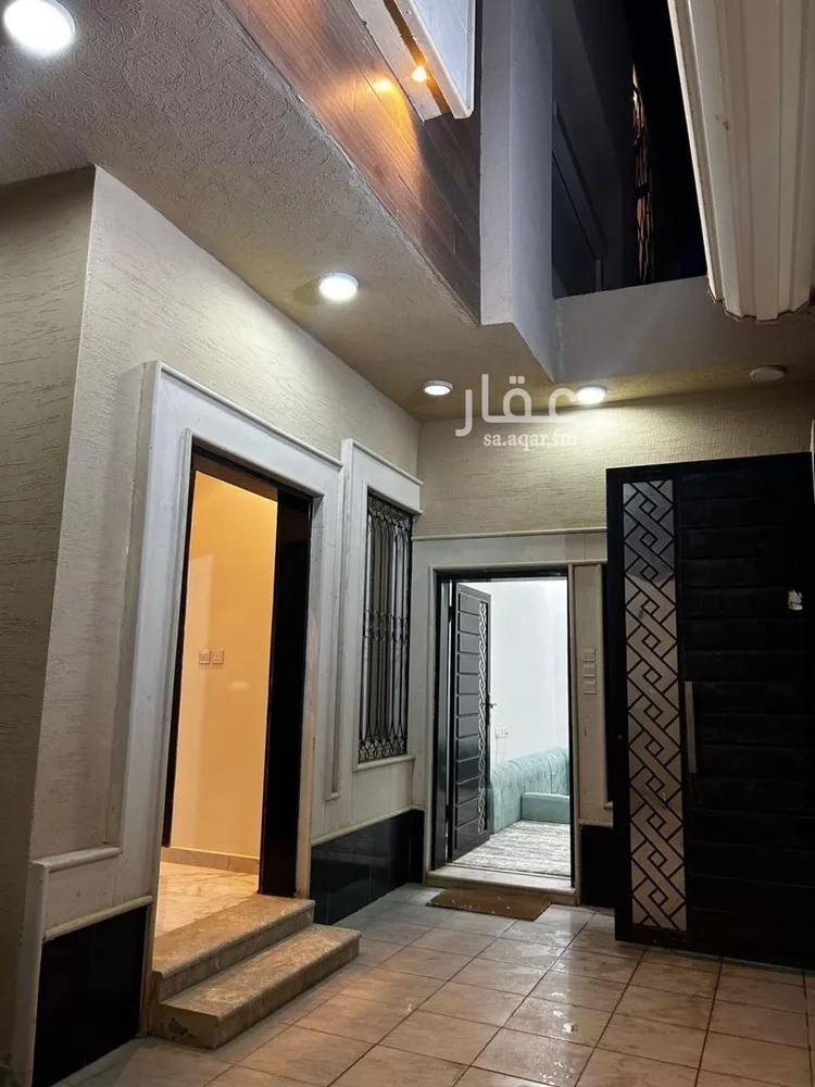 فيلا للإيجار في شارع رقم 151, حي ظهرة لبن, مدينة الرياض, منطقة الرياض صورة 2