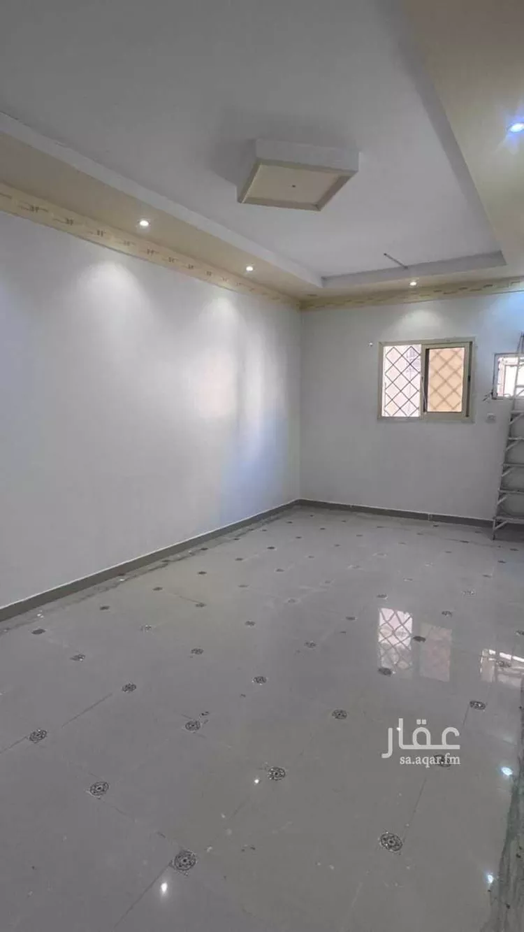 فيلا للإيجار في شارع العريضة, حي بدر, مدينة الرياض, منطقة الرياض صورة 4