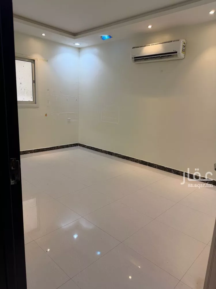 Building for Rent in Riyadh Al Malqa