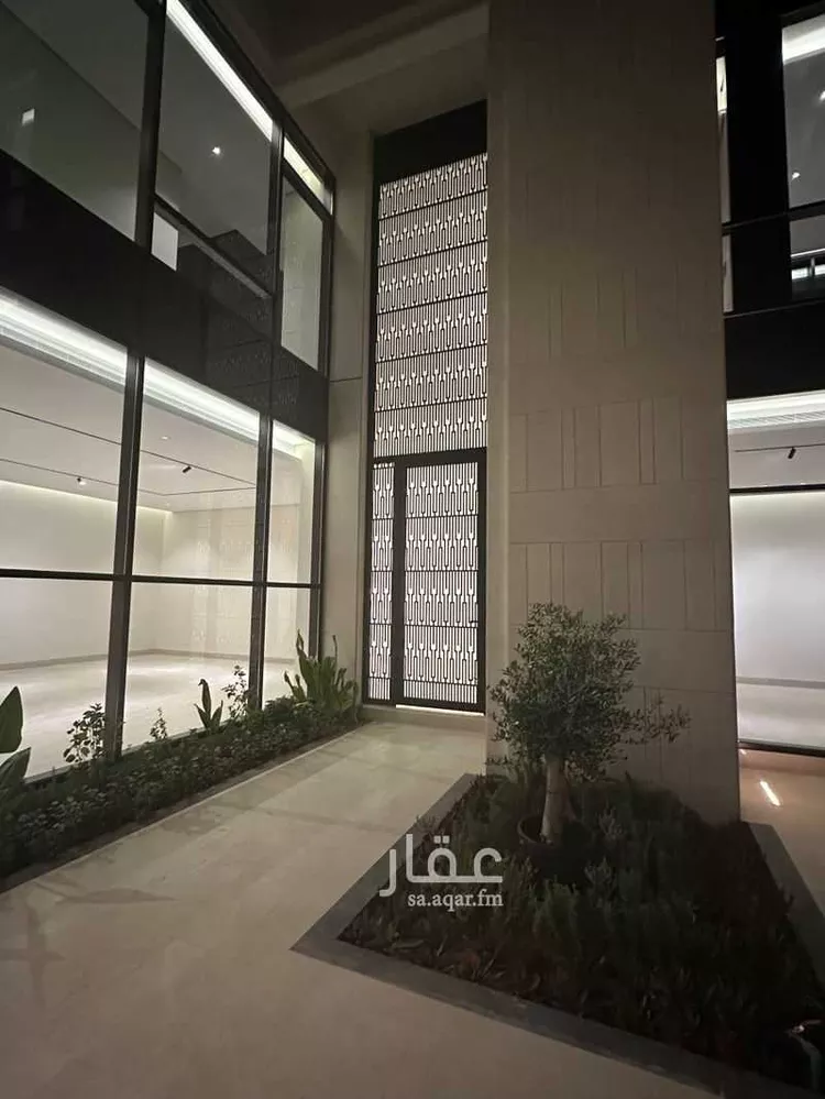فيلا للبيع في شارع أبي الفتوح الطوسي, حي المهدية, مدينة الرياض, منطقة الرياض صورة 3
