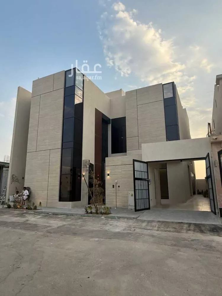 فيلا للبيع في شارع درة بنت عثمان الحلاوي, حي المهدية, مدينة الرياض, منطقة الرياض